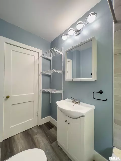 100 N Austin Ave, Abingdon, IL 61410 photo 10
