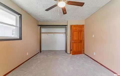 Bedroom - 205 E Pine St, Broadwell, IL 62634 photo 5 of 7