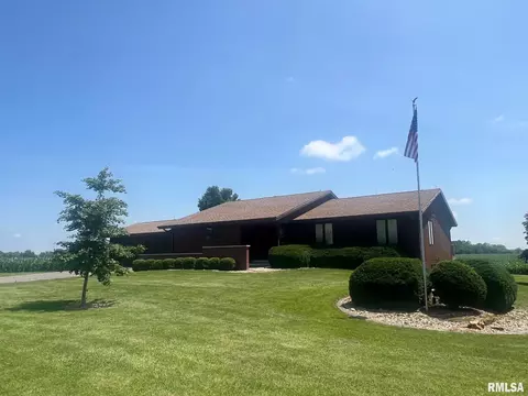 16494 State Highway 29 Hwy, Athens, IL 62613
