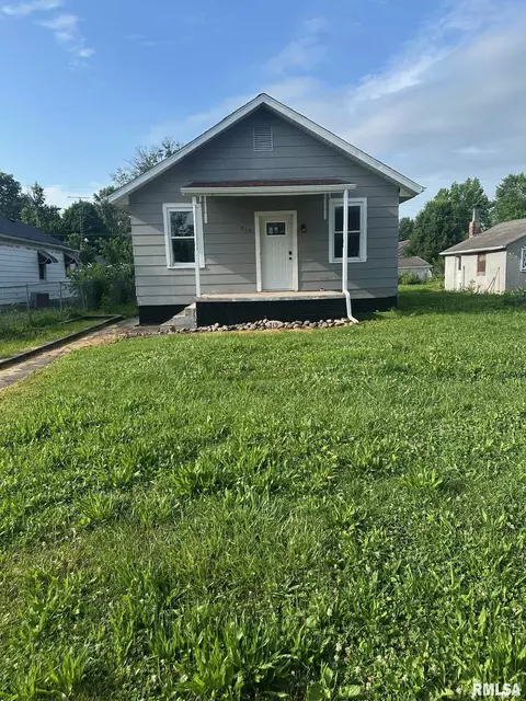 319 Walnut St, Kincaid, IL 62540