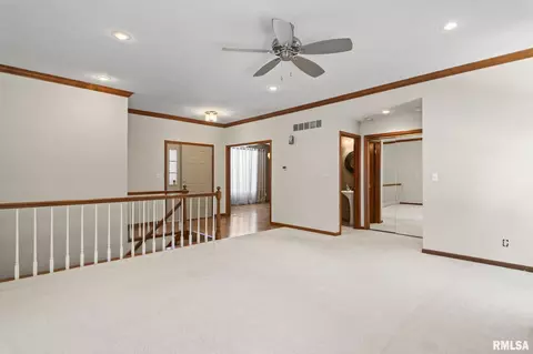 Living - 2526 Chapel Hill Dr, Springfield, IL 62702 photo 3 of 5
