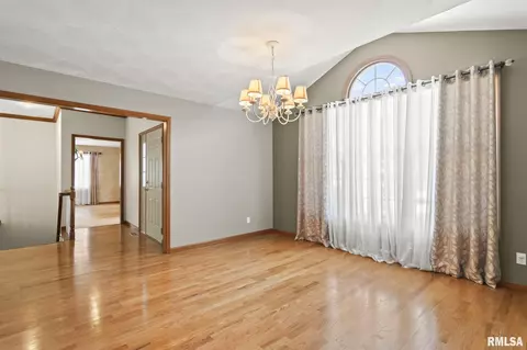 Other - 2526 Chapel Hill Dr, Springfield, IL 62702 photo 1 of 9
