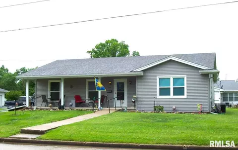 205 N High St, Winchester, IL 62694