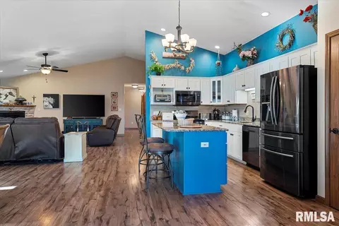 3029 Springwood Dr, Springfield, IL 62712 photo 12