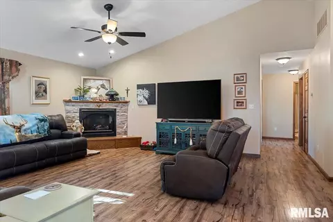 3029 Springwood Dr, Springfield, IL 62712 photo 7