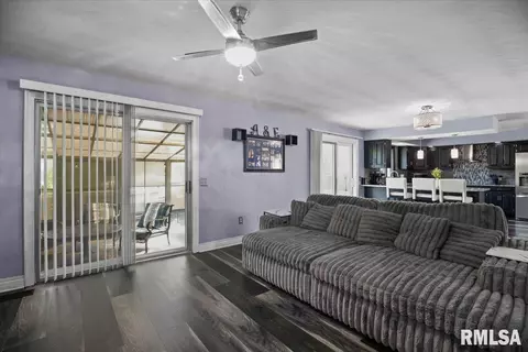 55 Pine Cv, Springfield, IL 62712 photo 4