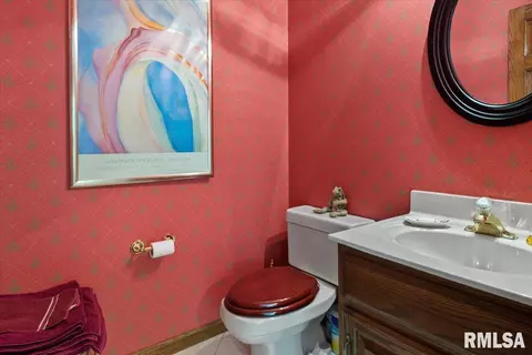 828 Coventry Pt, Springfield, IL 62702 photo 19