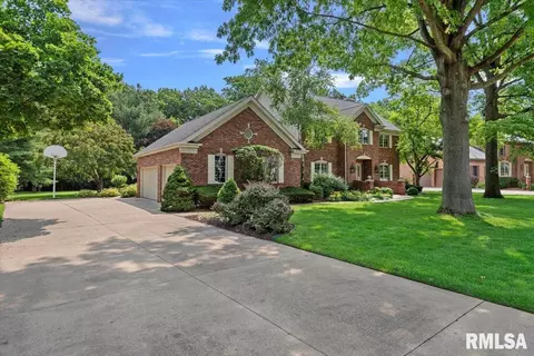 828 Coventry Pt, Springfield, IL 62702 photo 4
