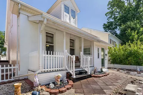 925 Payson Ave, Quincy, IL 62301