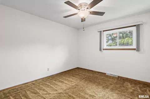 16 Roosevelt Rd, Springfield, IL 62703 photo 23
