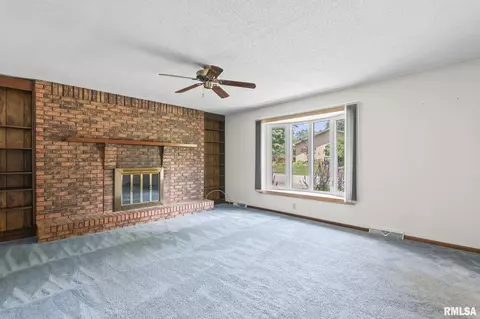 16 Roosevelt Rd, Springfield, IL 62703 photo 4