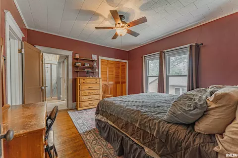 114 N Spring St, Mount Pulaski, IL 62548 photo 17