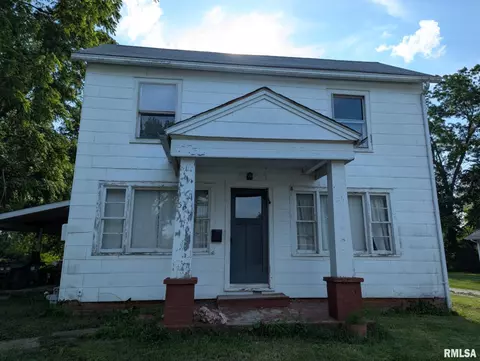 525 N Memorial St, Pittsfield, IL 62363