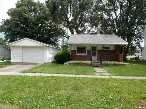 279 W 2nd Ave, Woodhull, IL 61490
