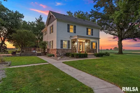 7250 Telstar Rd, Riverton, IL 62561