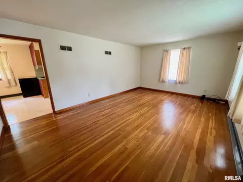 1618 N Stephens Ave, Springfield, IL 62702 photo 4