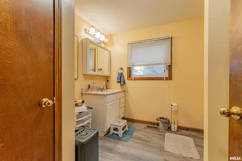 716 S Kickapoo St, Lincoln, IL 62656 photo 13