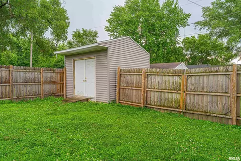 716 S Kickapoo St, Lincoln, IL 62656 photo 19