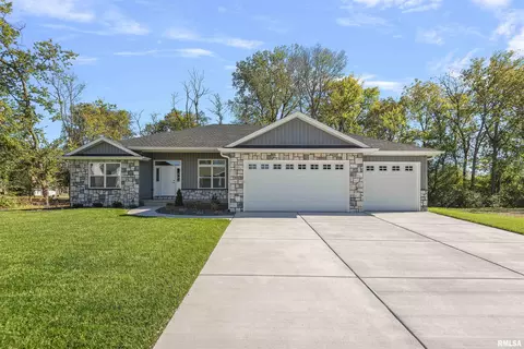 604 Rock River Rd, Springfield, IL 62711