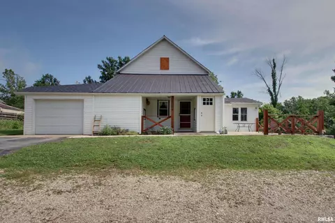 2620 Saint Anthony Rd, Quincy, IL 62305