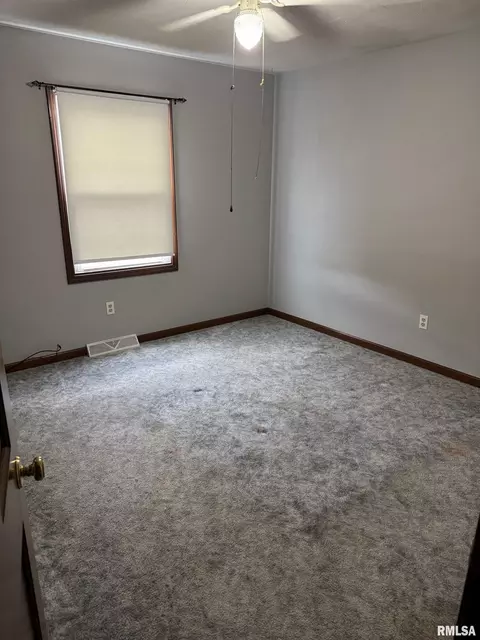 1804 Hunter Ridge Dr, Springfield, IL 62704 photo 17