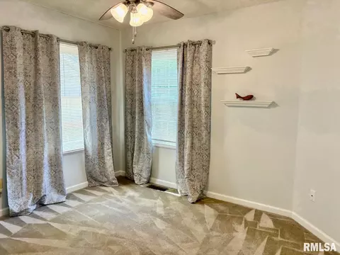Bedroom - 3205 Ashley Ln, Springfield, IL 62711 photo 1 of 2