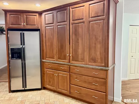 Kitchen - 3205 Ashley Ln, Springfield, IL 62711 photo 1 of 3