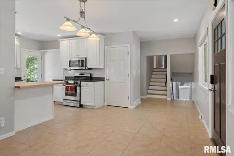 2929 Cider Mill Ln, Springfield, IL 62702 photo 9