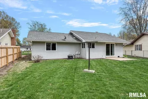117 N Durkin Dr, Springfield, IL 62702 photo 28