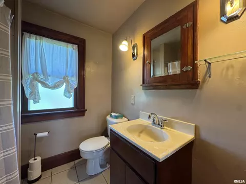 Bath - 335 South St, Cameron, IL 61423 photo 1 of 2