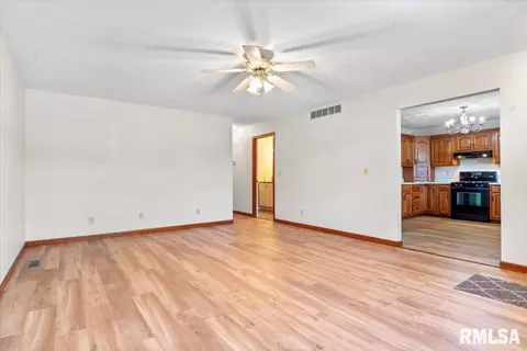 Living - 2140 E Black Ave, Springfield, IL 62702 photo 1 of 4