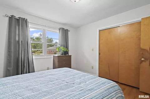 Bedroom - 642 Witherspoon St, Springfield, IL 62704 photo 5 of 5