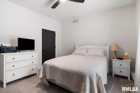 Bedroom - 1606 Blenheim Dr, Springfield, IL 62711 photo 6 of 6