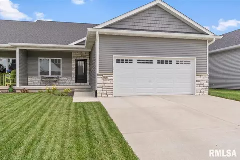 Exterior - 1606 Blenheim Dr, Springfield, IL 62711 photo 2 of 7