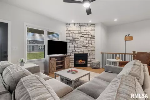 Other - 1606 Blenheim Dr, Springfield, IL 62711 photo 3 of 11