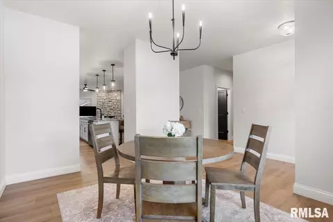 Dining - 1606 Blenheim Dr, Springfield, IL 62711 photo 2 of 3