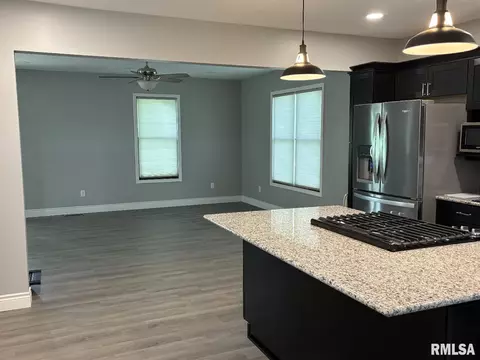 51 E 1500 N Rd, Pawnee, IL 62558 photo 7