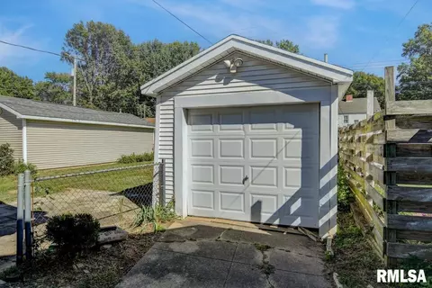 Other - 2040 S State St, Springfield, IL 62704 photo 3 of 3