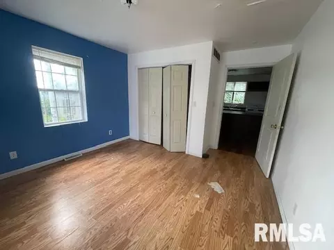 1046 W Calhoun Ave, Springfield, IL 62702 photo 11