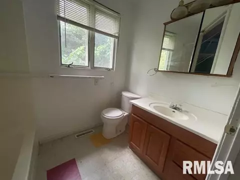 1046 W Calhoun Ave, Springfield, IL 62702 photo 14