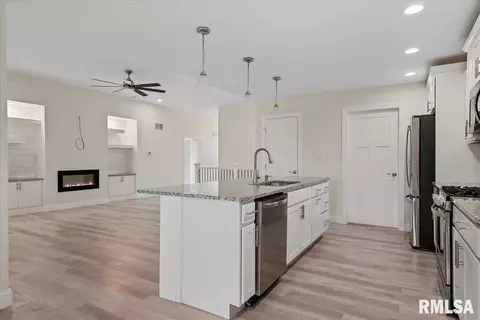 3910 Westgate Dr, Springfield, IL 62711 photo 13