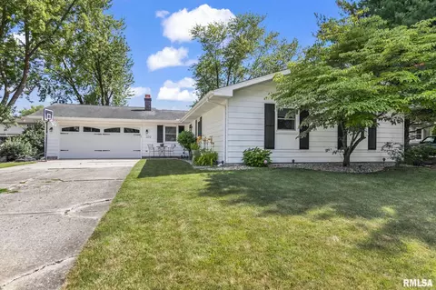 2212 Croydon Dr, Springfield, IL 62703