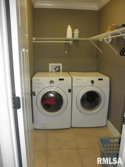 316 N Amos Ave, Springfield, IL 62702 photo 8