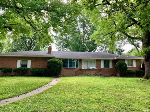 1629 Curtis Creek Rd, Quincy, IL 62301