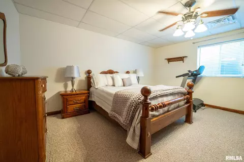 Bedroom - 623 Jasper Rd, Centralia, IL 62801 photo 5 of 7