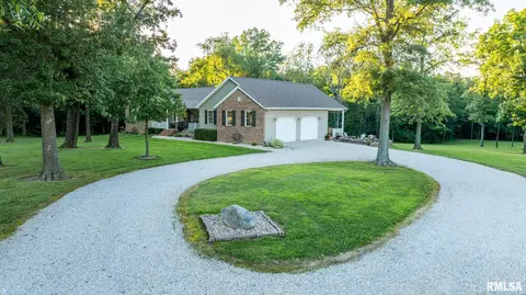 Exterior - 623 Jasper Rd, Centralia, IL 62801 photo 2 of 23