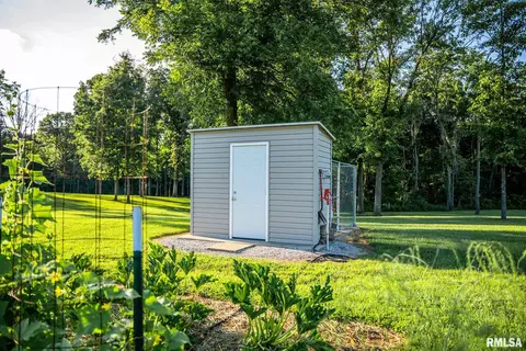 Exterior - 623 Jasper Rd, Centralia, IL 62801 photo 18 of 23
