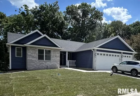 2308 Chesapeake Lndg, Springfield, IL 62712