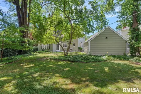 Exterior - 1820 Noble Ave, Springfield, IL 62704 photo 7 of 7