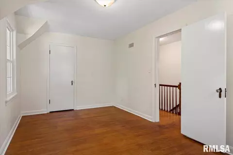 Bedroom - 1820 Noble Ave, Springfield, IL 62704 photo 6 of 10
